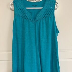 Sleeveless top Costco plus size XXL